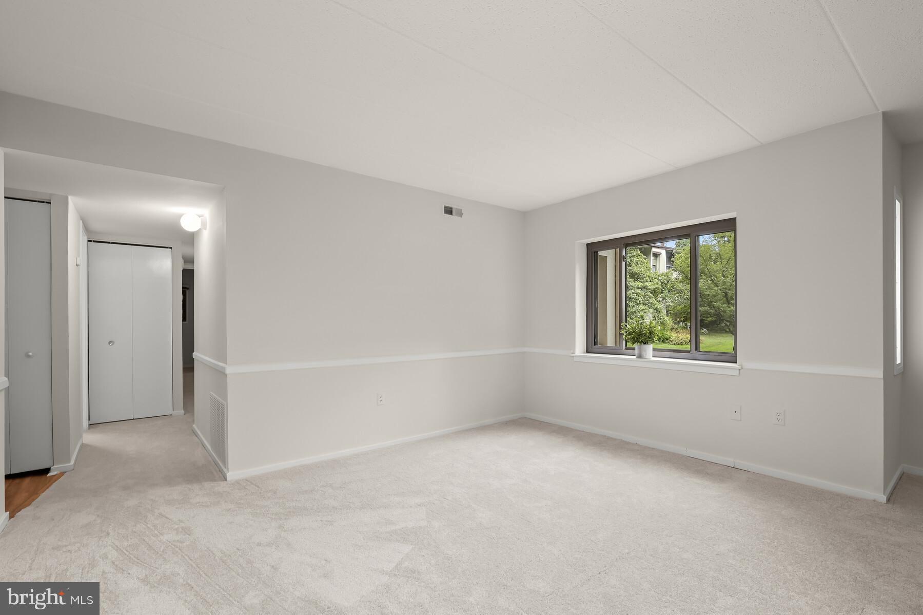 DEERING WOODS - Residential