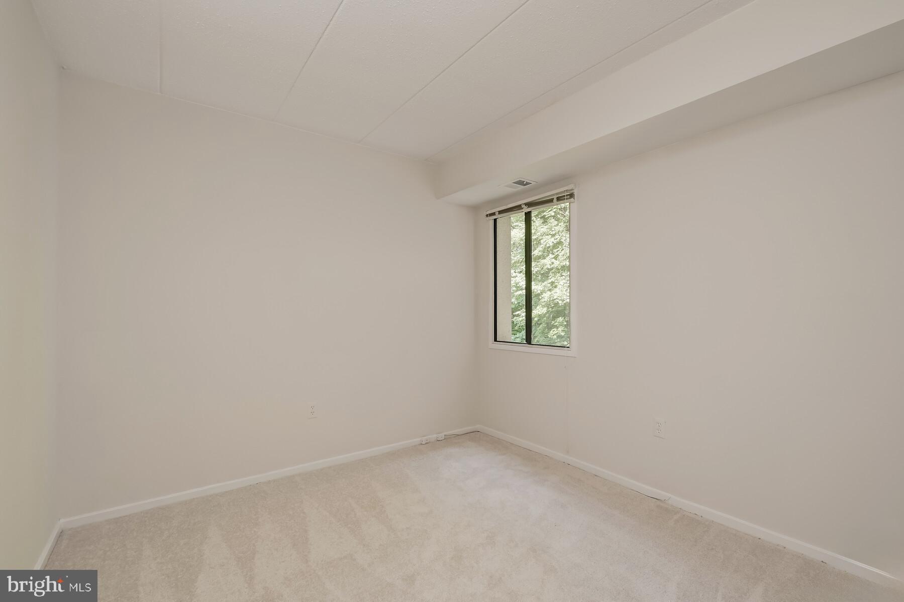 DEERING WOODS - Residential