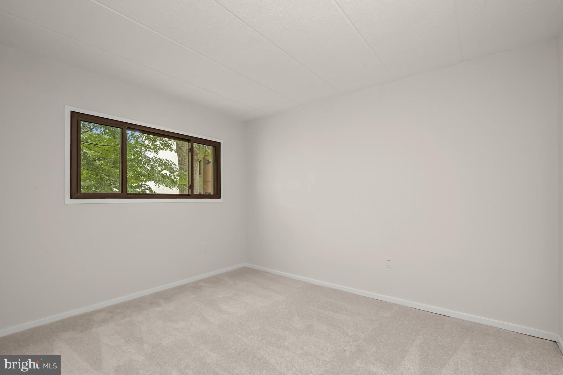 DEERING WOODS - Residential