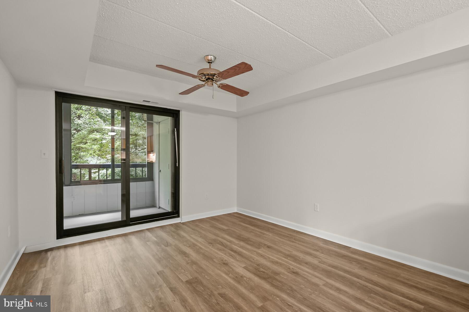 DEERING WOODS - Residential