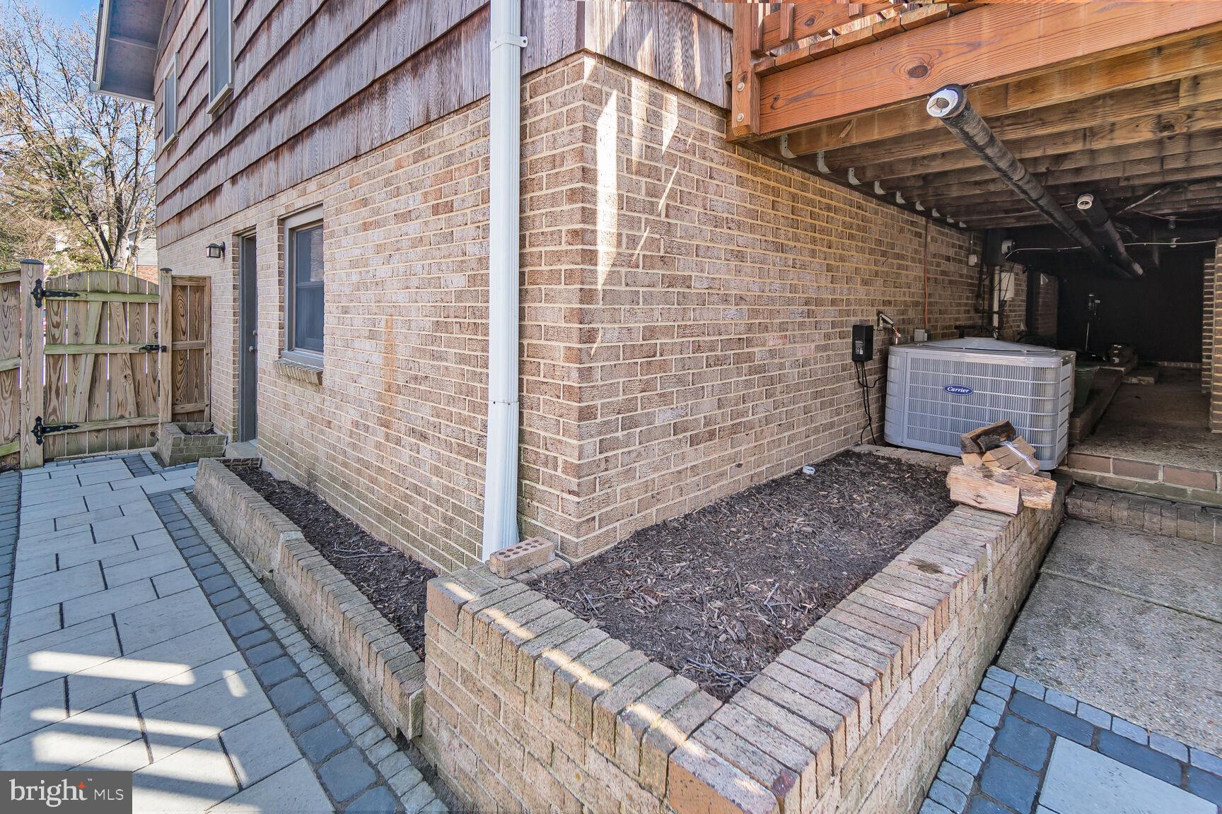 MARLBOROUGH - Residential