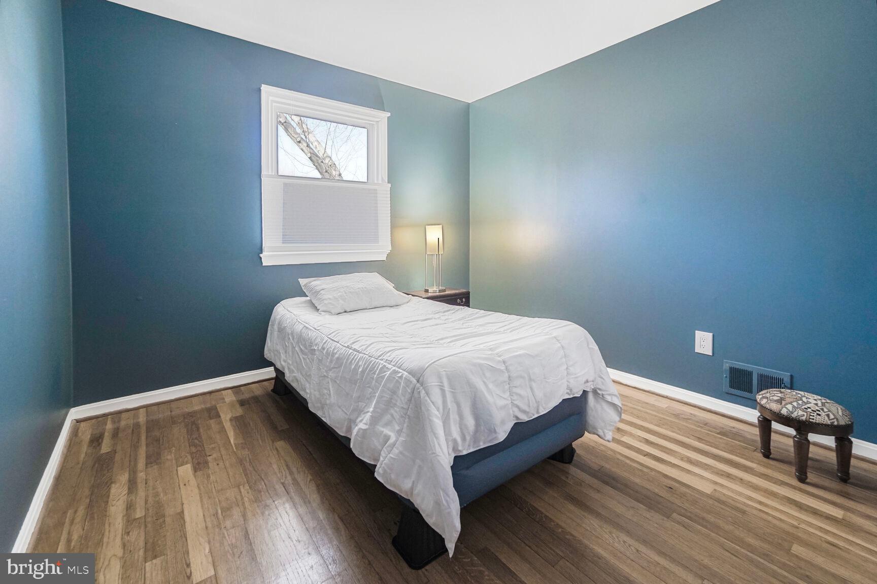 MARLBOROUGH - Residential