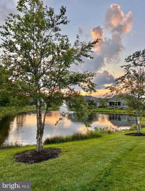 Townhouse For Sale - 22516 Grebe Lane<br/> OCEAN VIEW, DE 19970