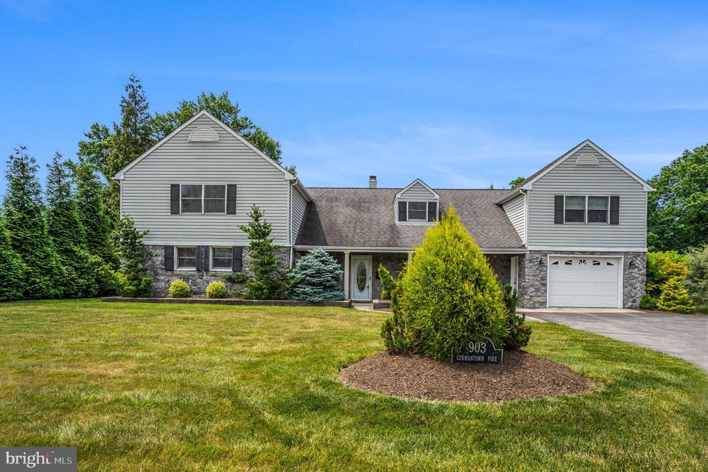 Photo of 903 Germantown Pike, PLYMOUTH MEETING, PA 19462 (MLS # PAMC2166320)