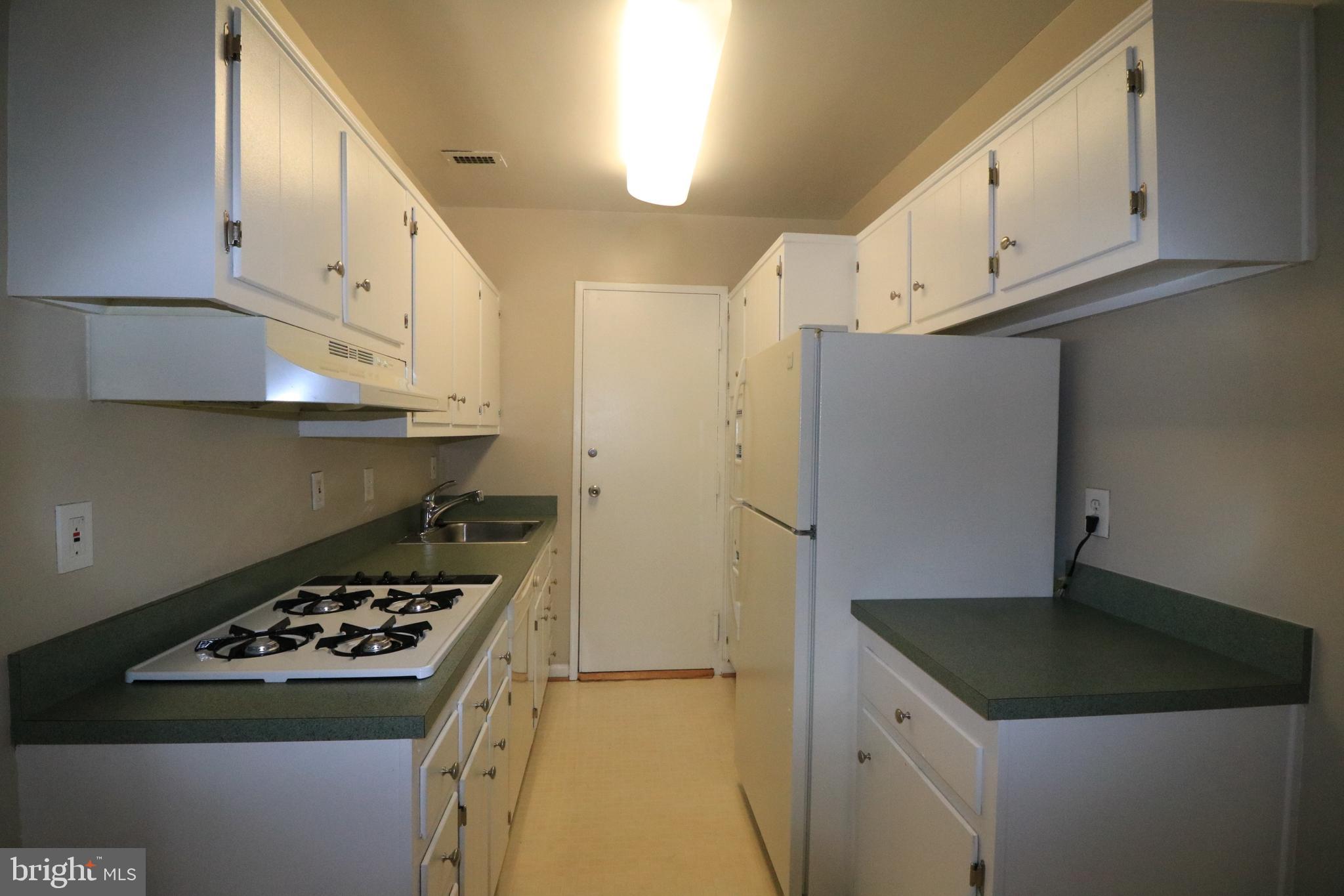10500 ROCKVILLE 303