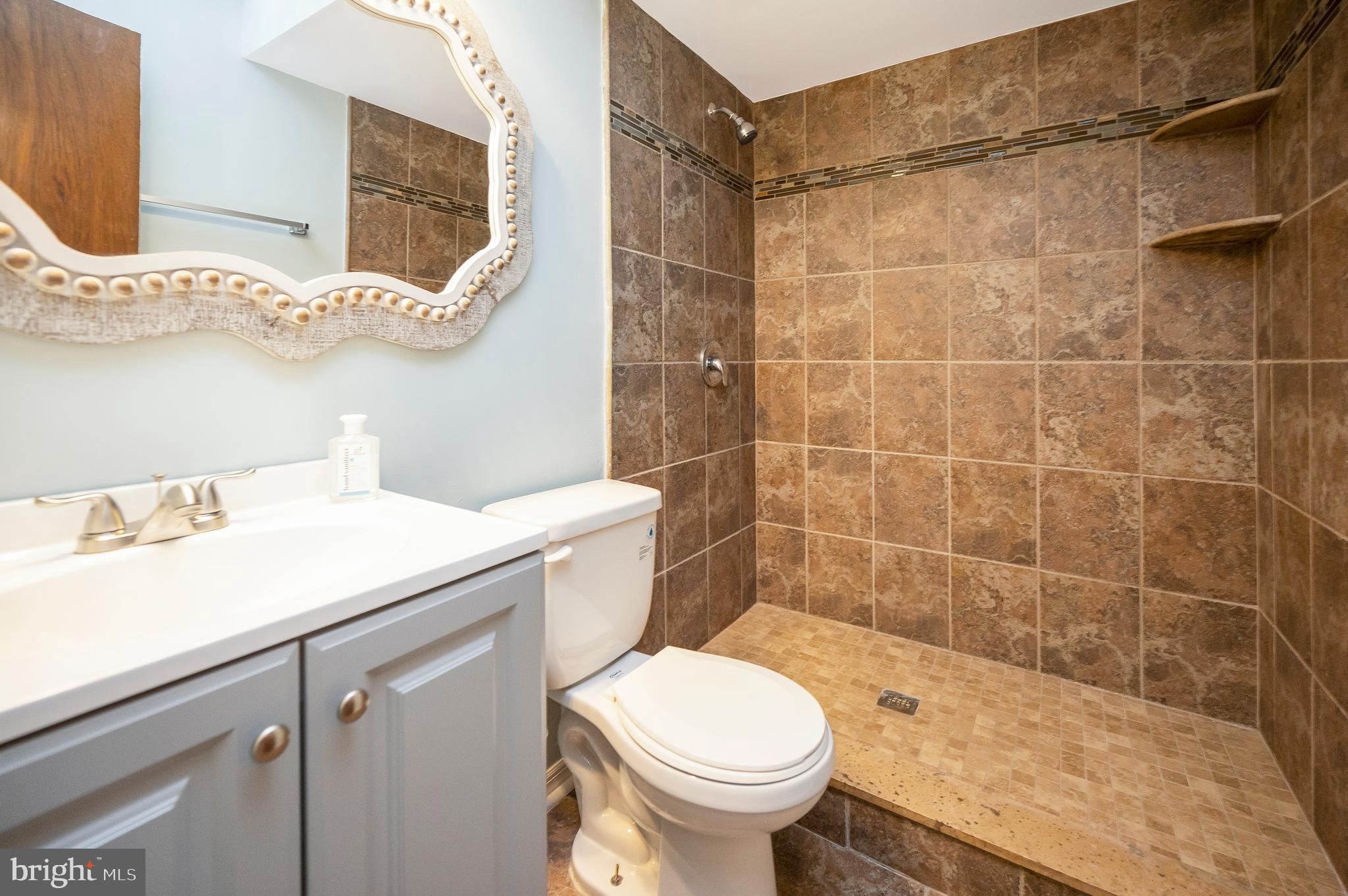 CHANCELLOR GREEN - Residential