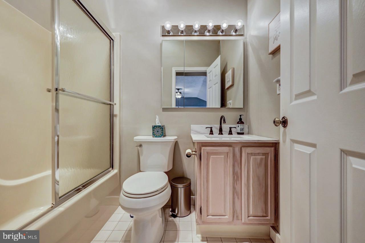 LAURELWOODS - Residential