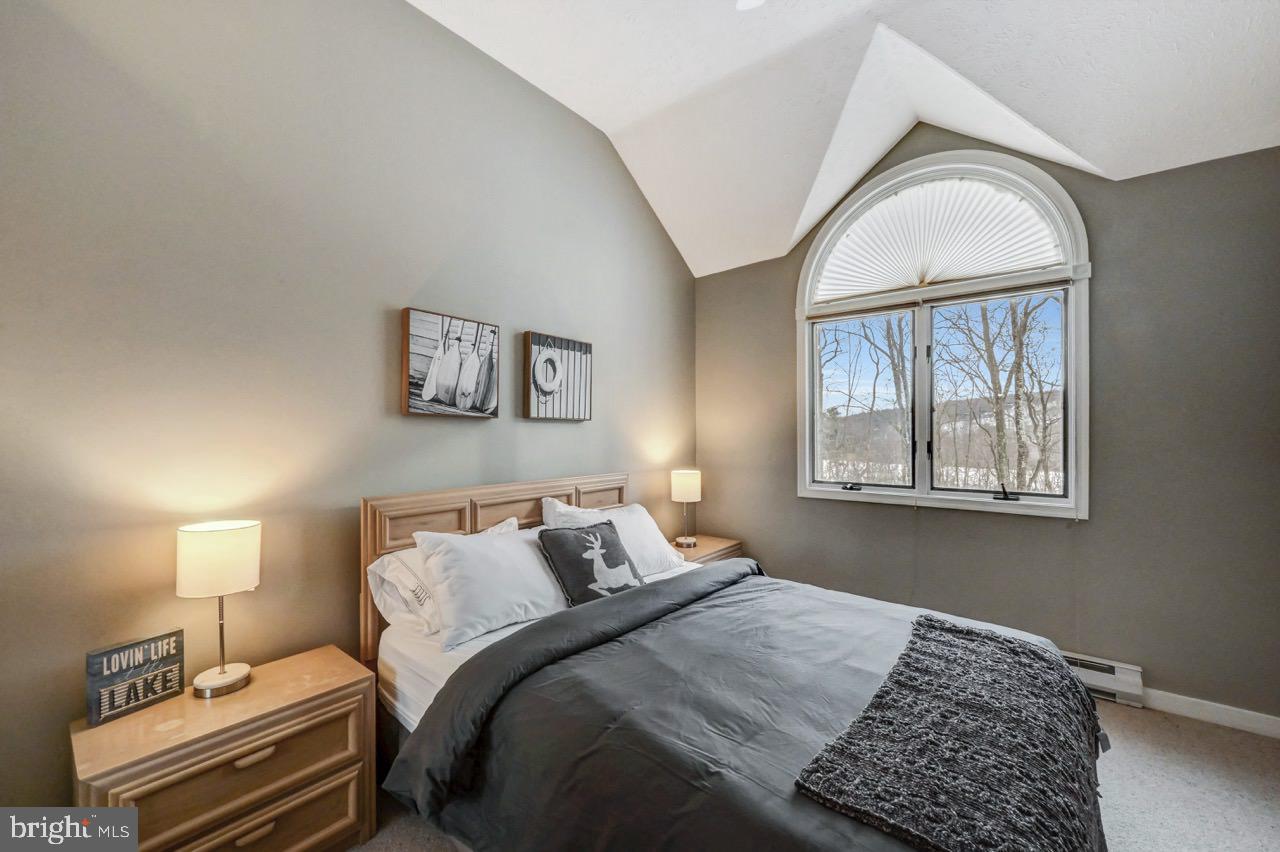 LAURELWOODS - Residential