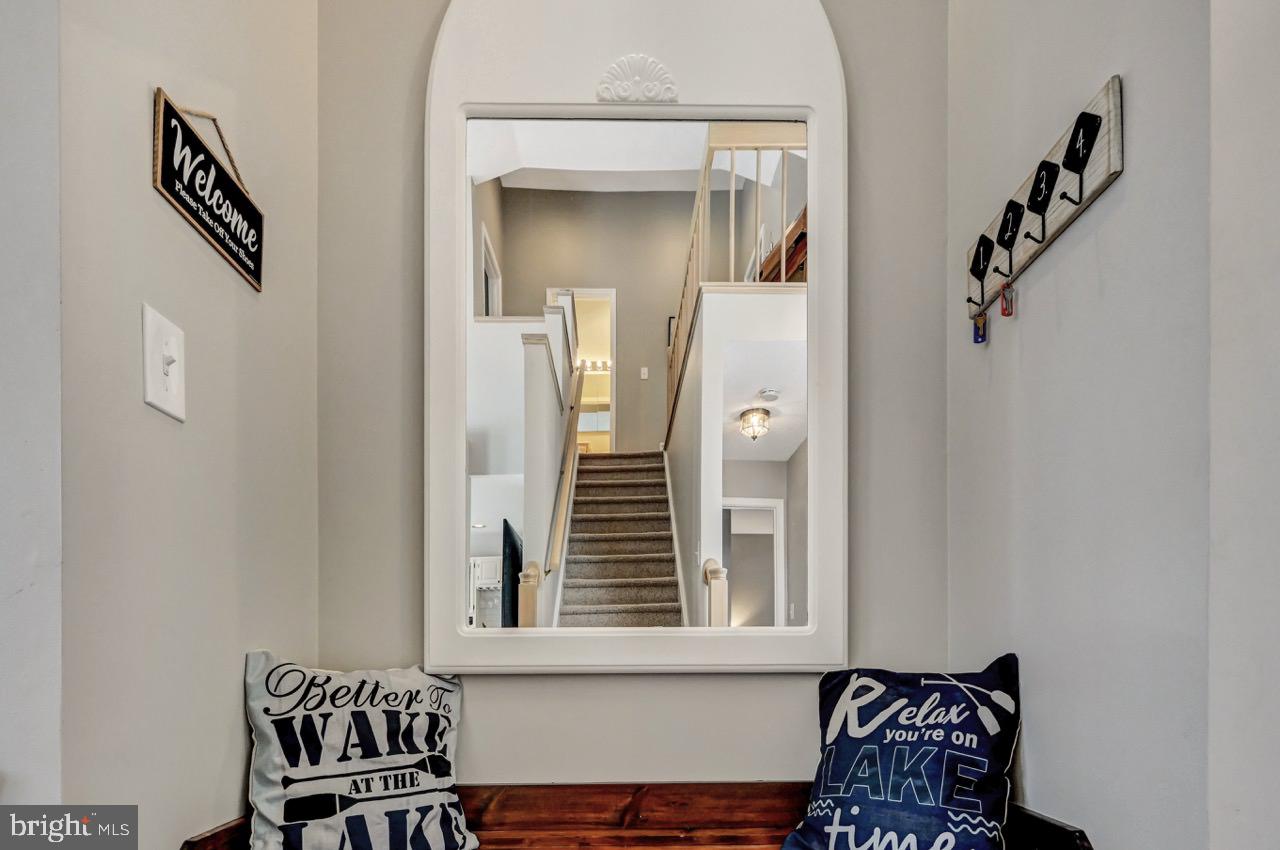 LAURELWOODS - Residential