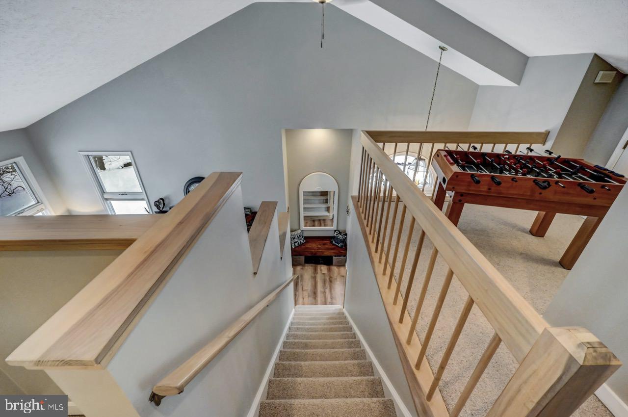 LAURELWOODS - Residential