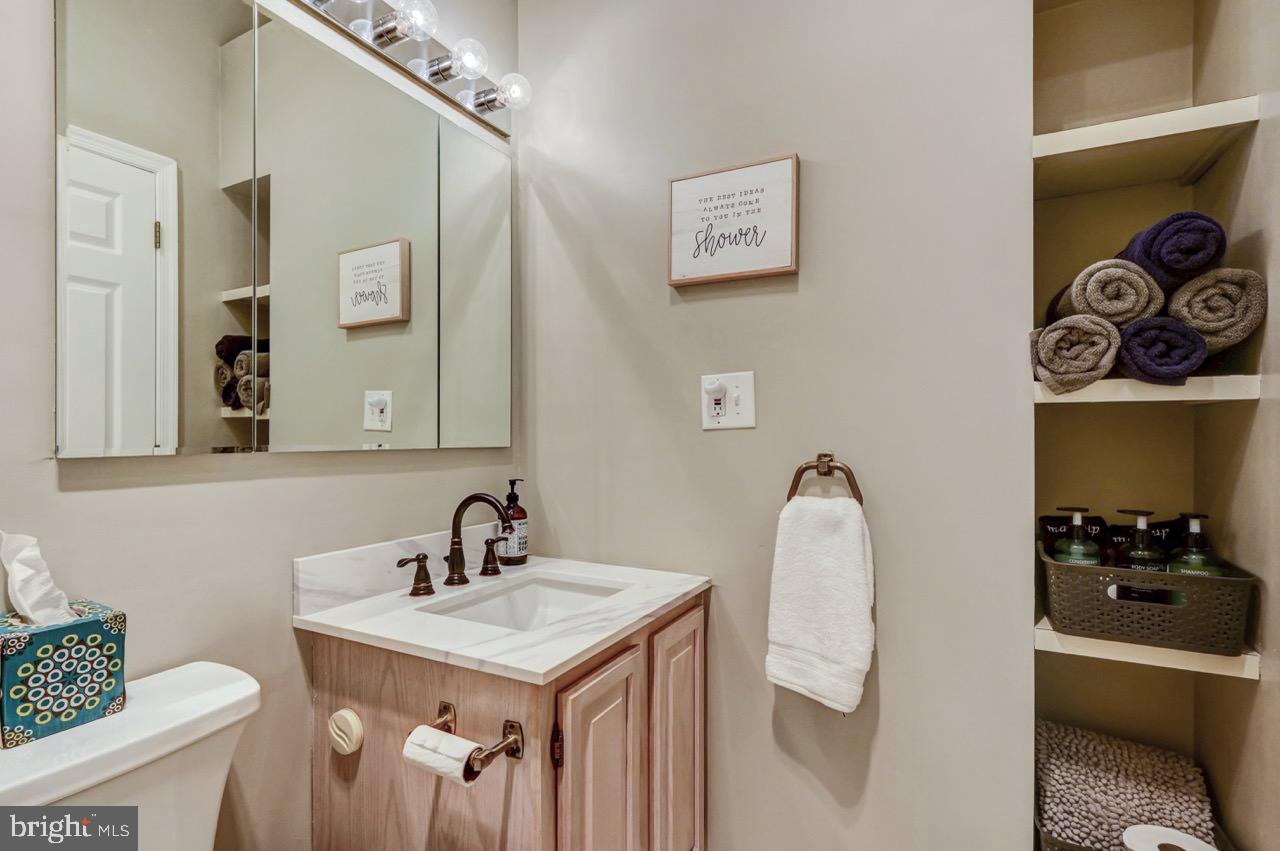 LAURELWOODS - Residential