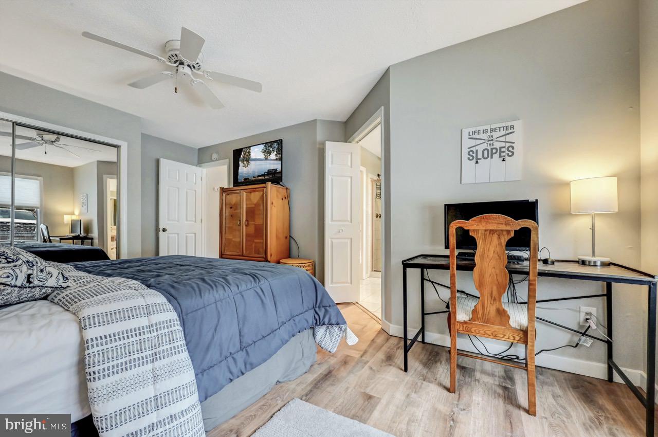 LAURELWOODS - Residential