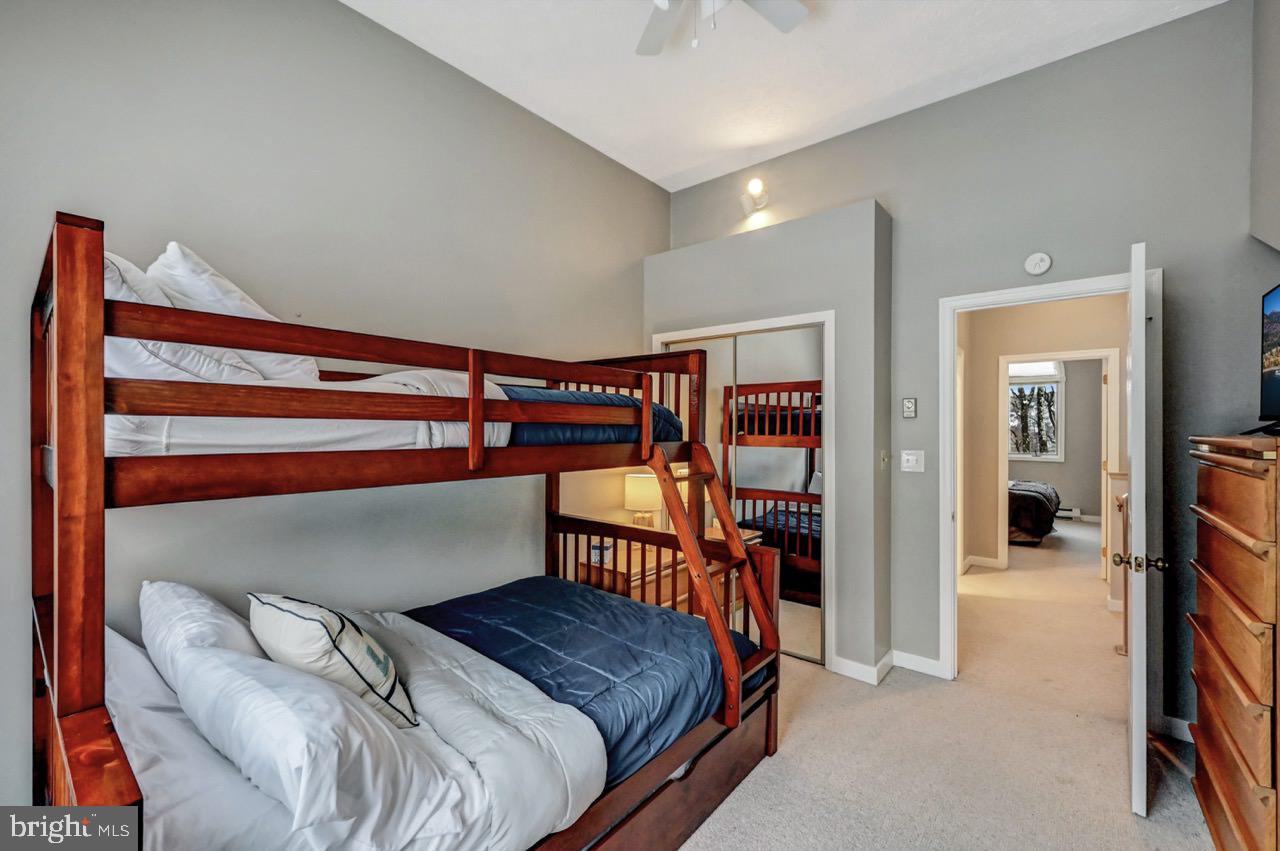 LAURELWOODS - Residential