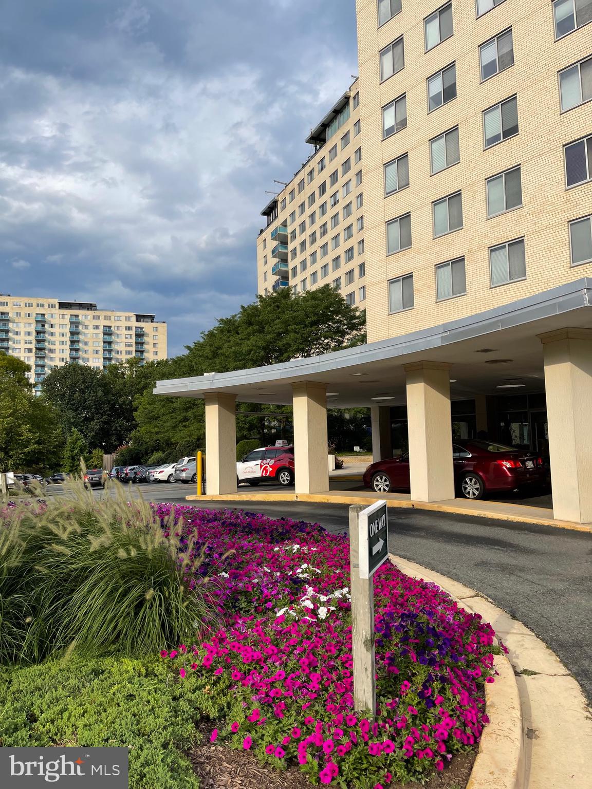 GROSVENOR PARK - Residential Lease