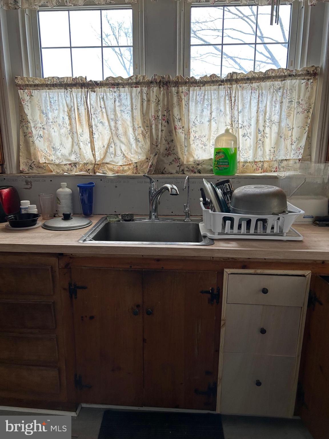 NORRISTOWN - Residential