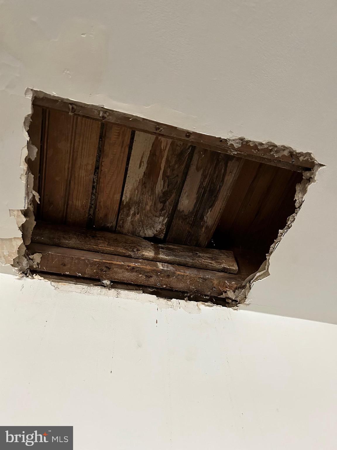 NORRISTOWN - Residential