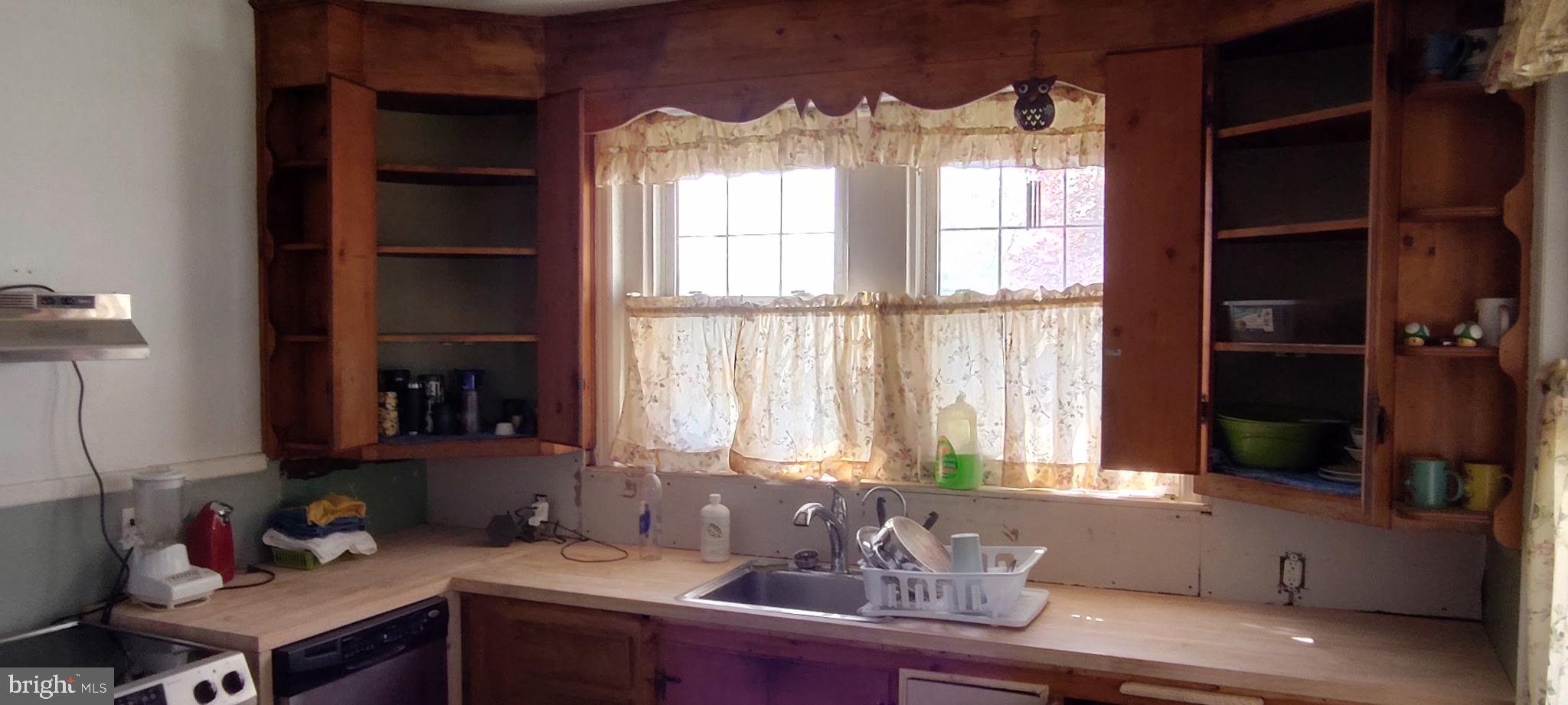 NORRISTOWN - Residential