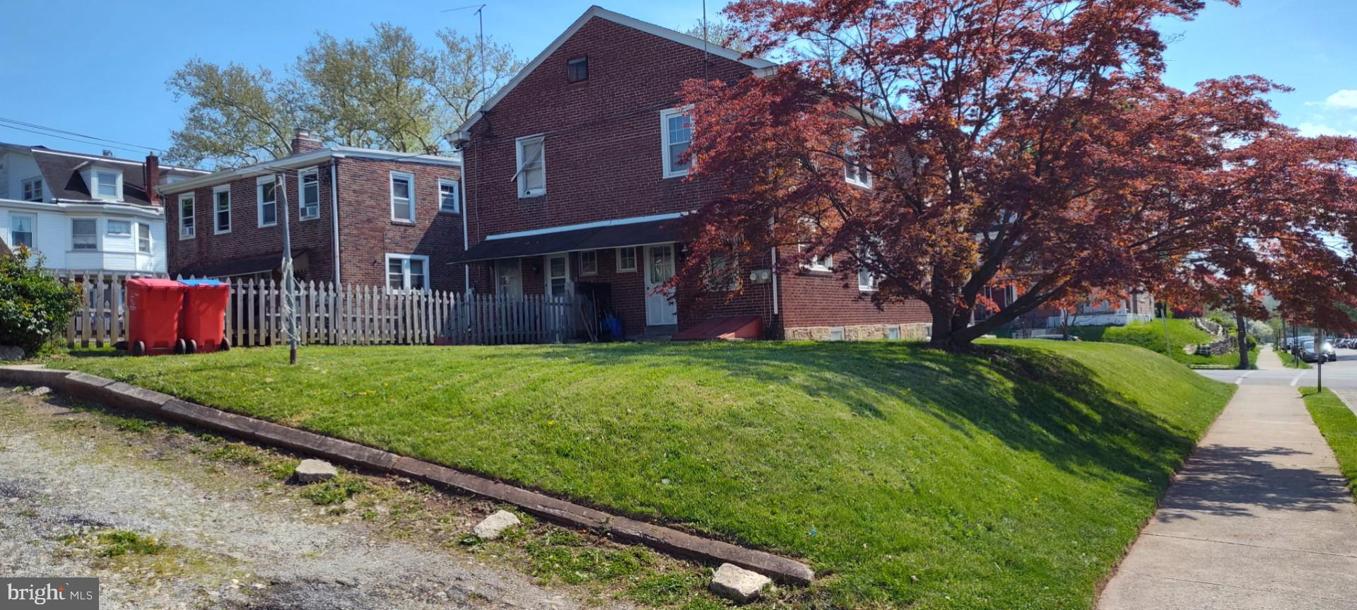 NORRISTOWN - Residential