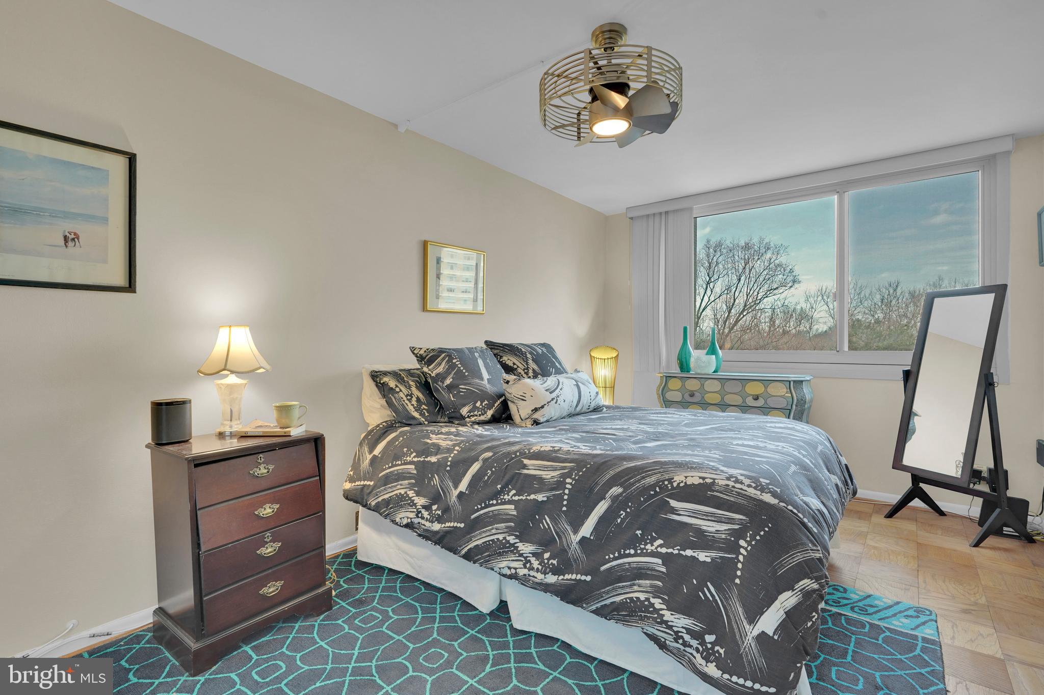 THE ELIZABETH - Residential