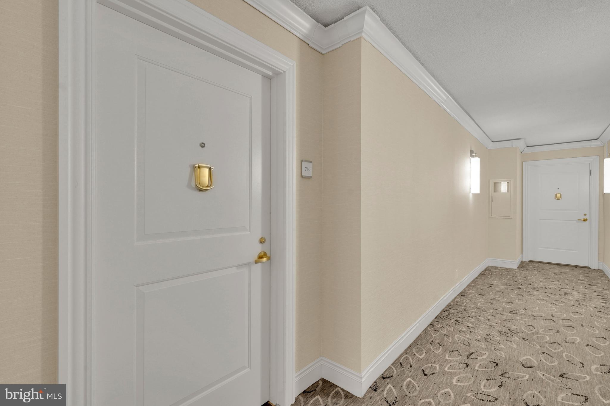 THE ELIZABETH - Residential