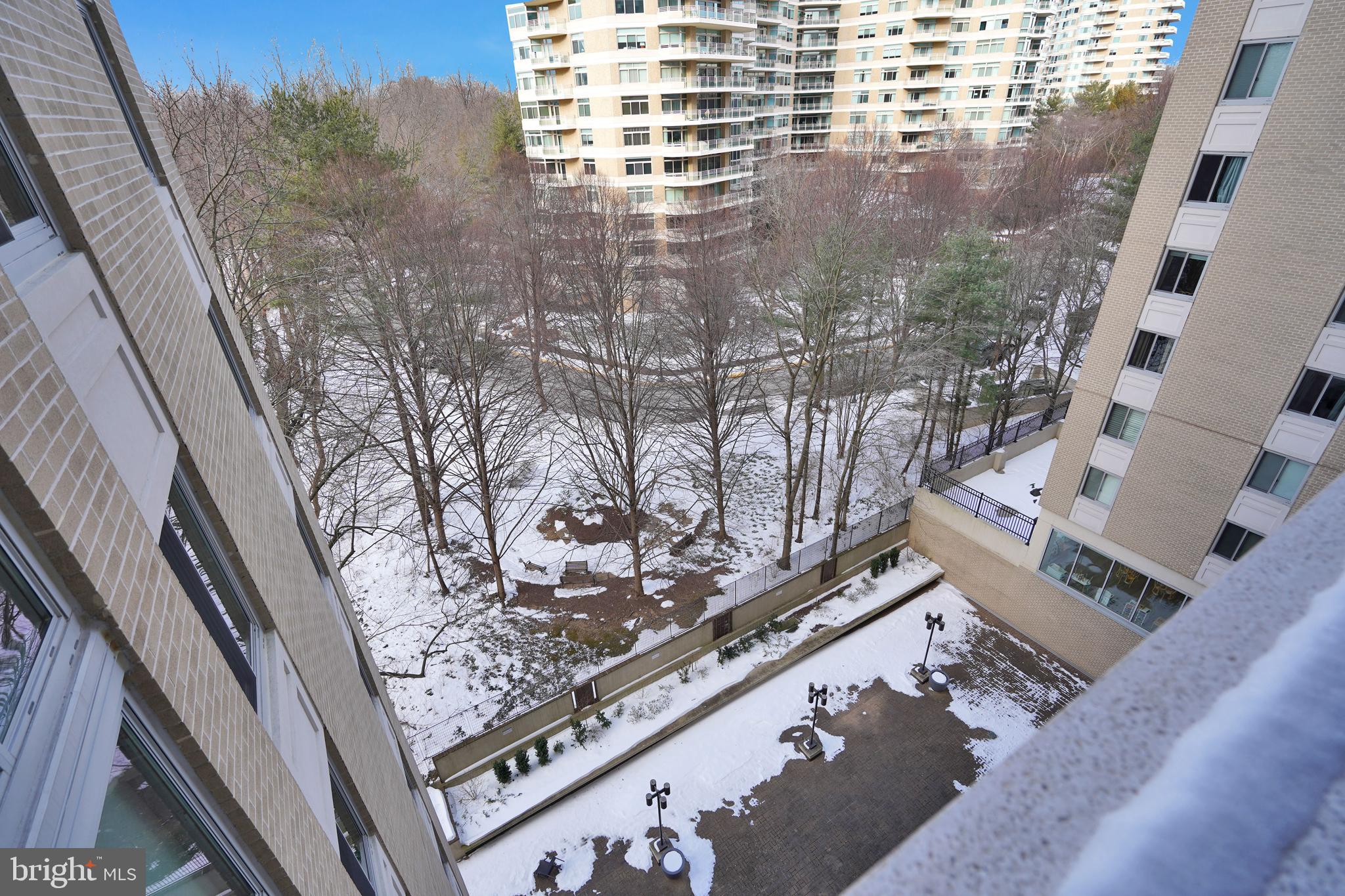 THE ELIZABETH - Residential