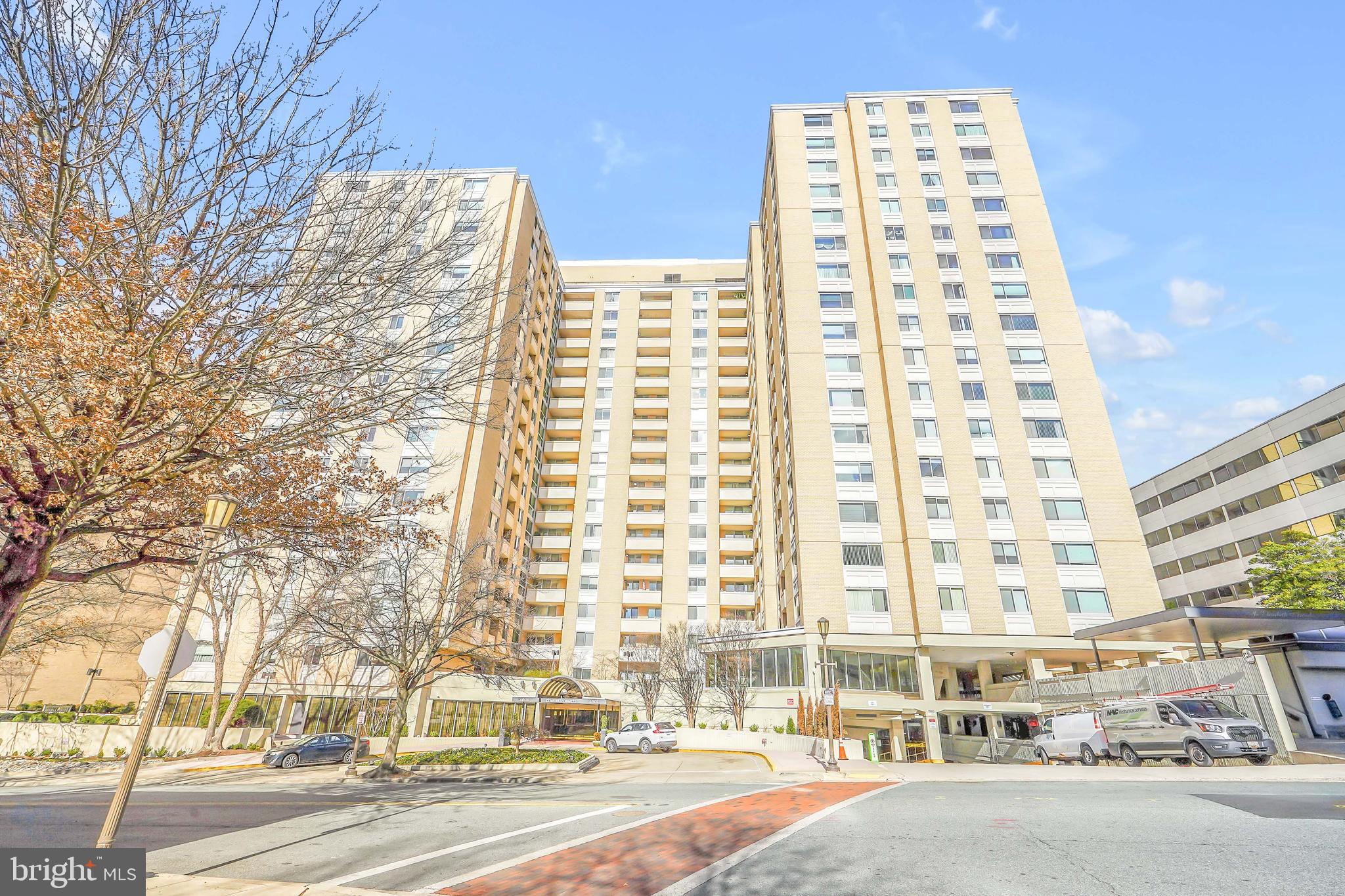 THE ELIZABETH - Residential