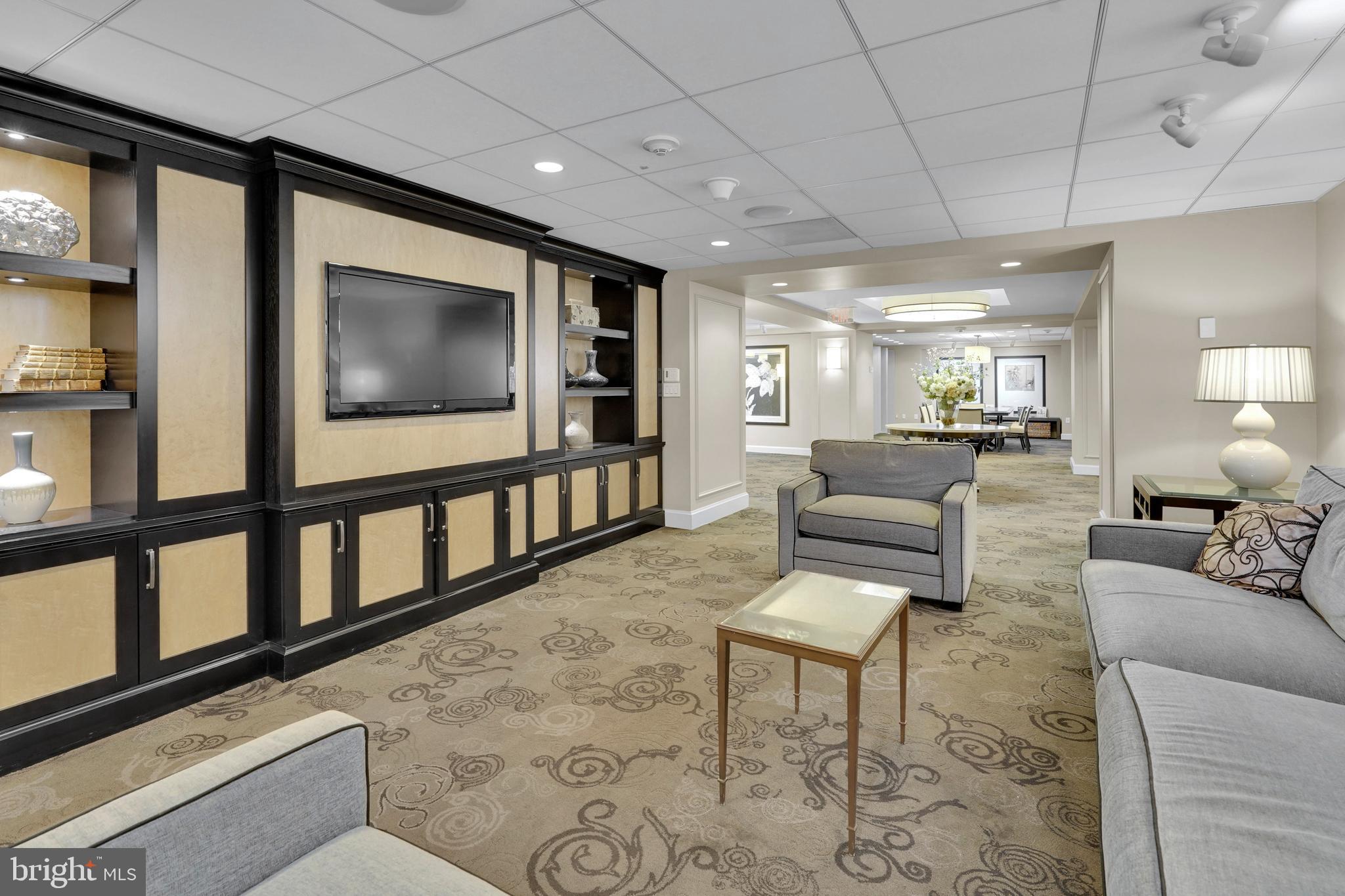 THE ELIZABETH - Residential