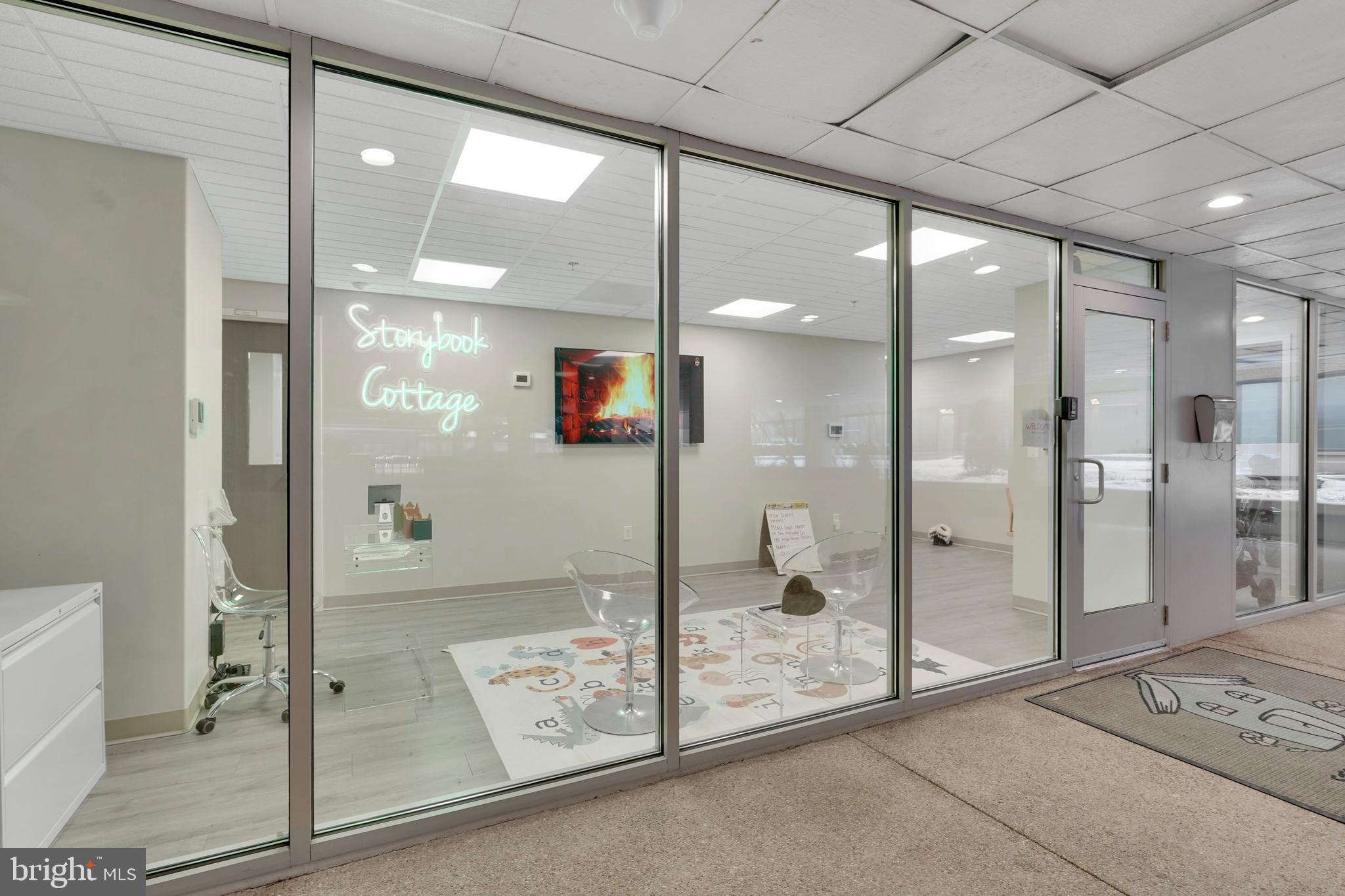 THE ELIZABETH - Residential