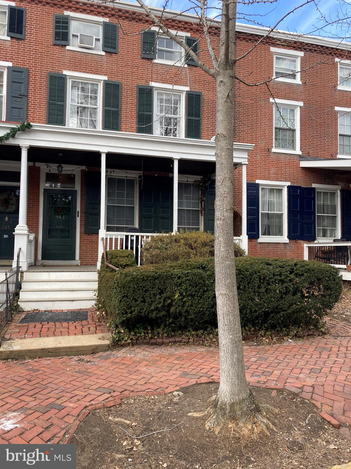 PREMIUM LOCATION FEATURES townhouse style living in popular West Chester Borough.
2 bedroom, 1 bath includes modern kitchen open to living/dining combo overlooking street.
In-unit laundry, ample storage, covered front porch, secluded patio and 2 Reserved Off-Street Parkimg spaces included.
Come to West Chester-THE NEW DESTINATION!!!