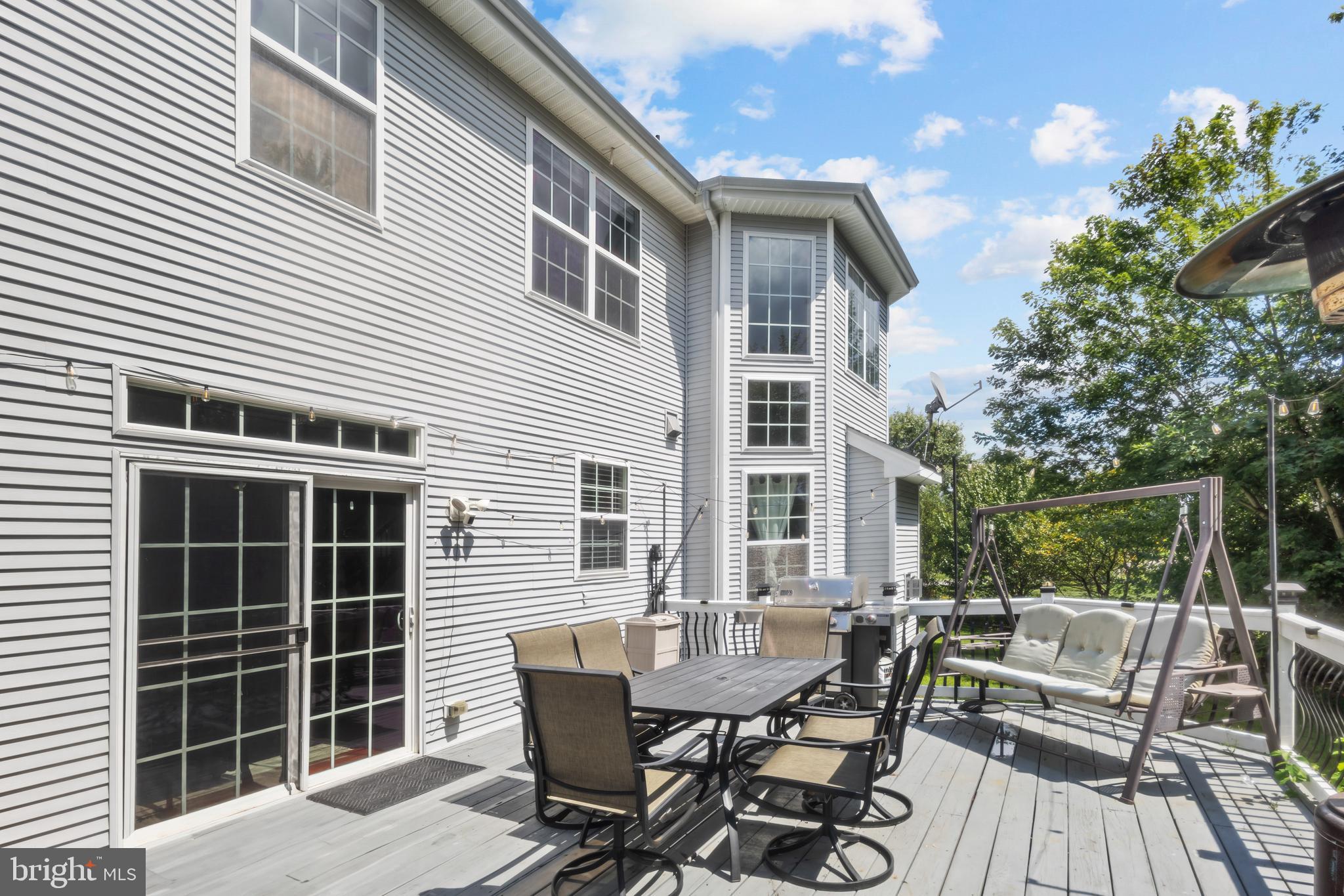 LANDIS POINTE - Residential