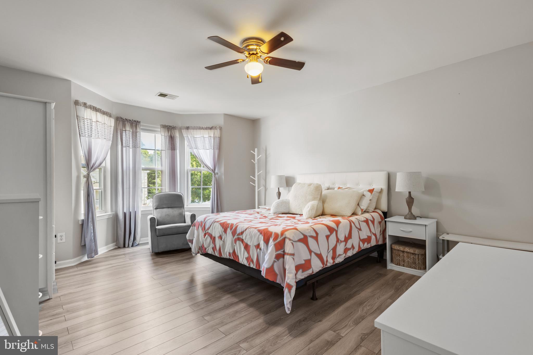 LANDIS POINTE - Residential