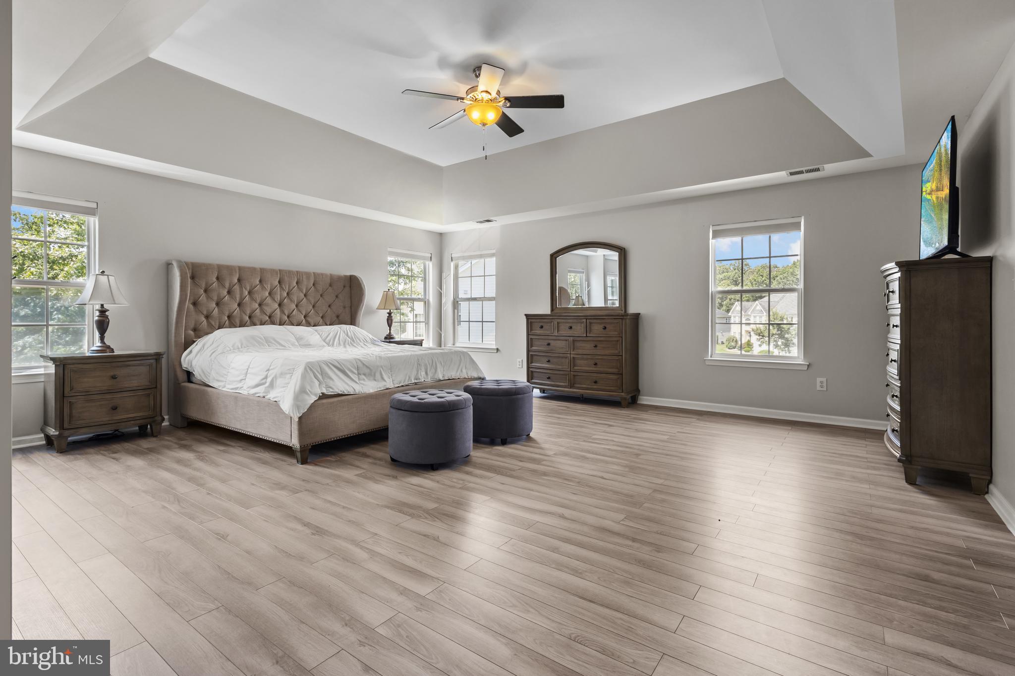 LANDIS POINTE - Residential