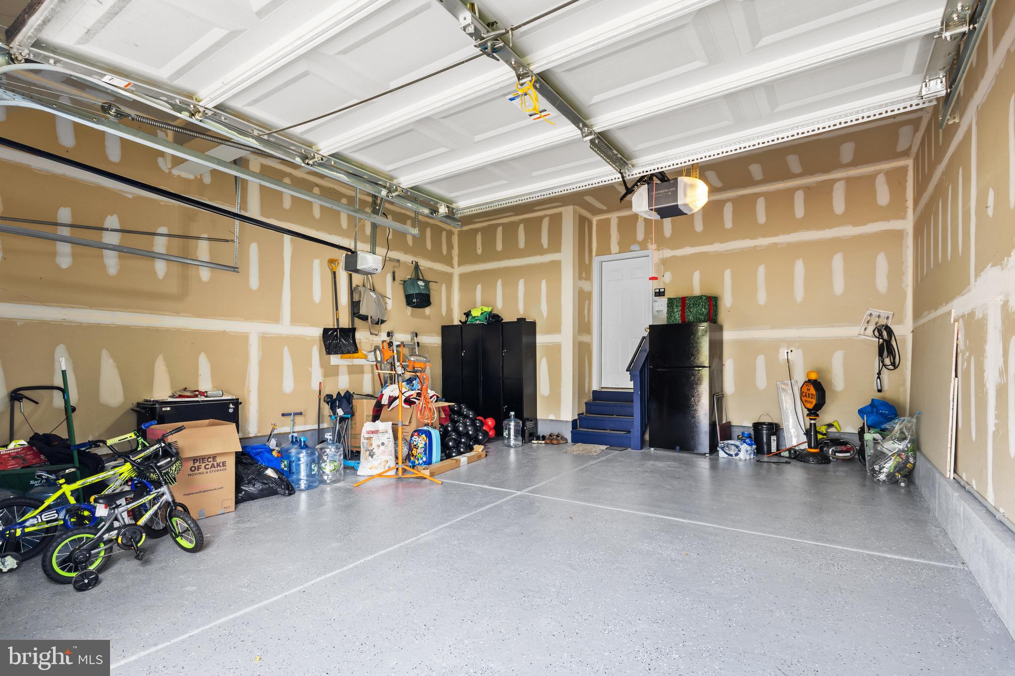 LANDIS POINTE - Residential