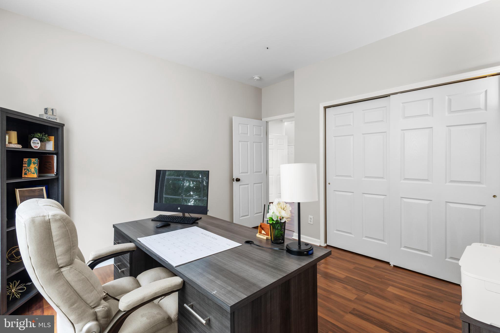 LANDIS POINTE - Residential