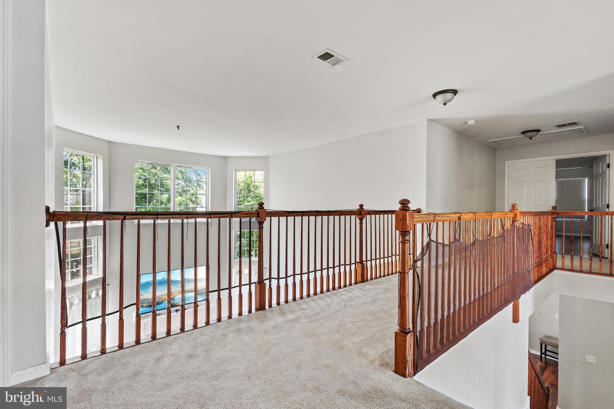 LANDIS POINTE - Residential