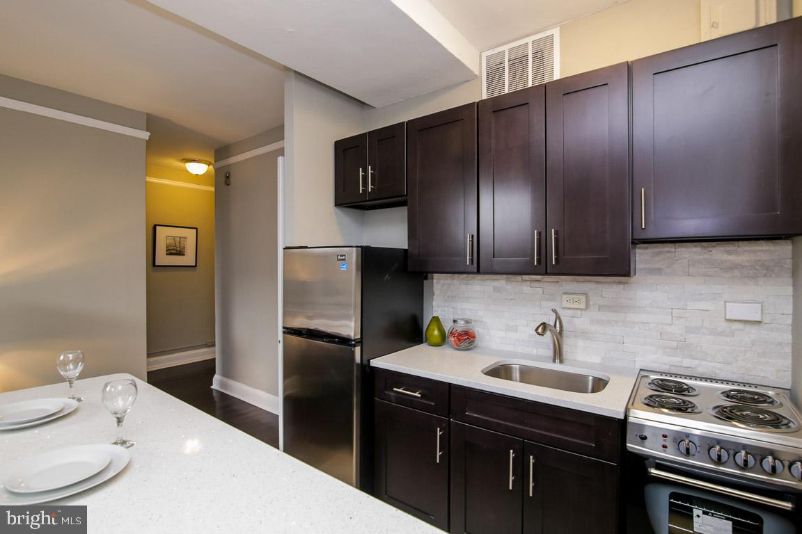 RITTENHOUSE SQUARE - Residential Lease