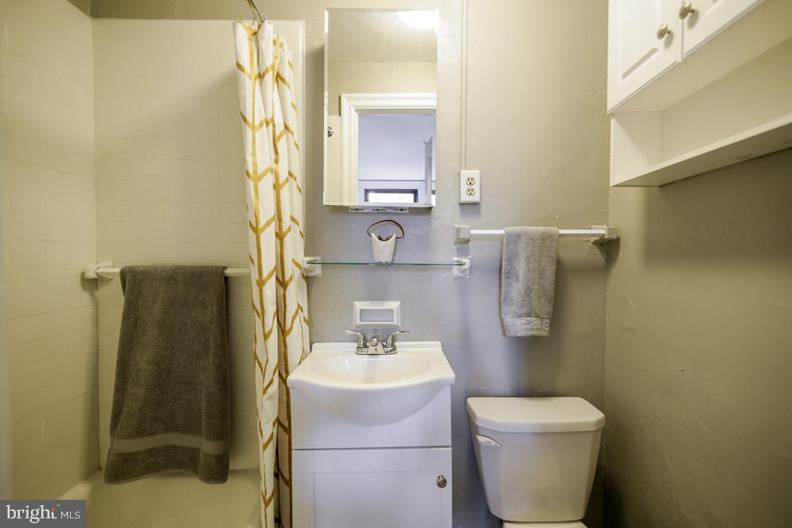 RITTENHOUSE SQUARE - Residential Lease