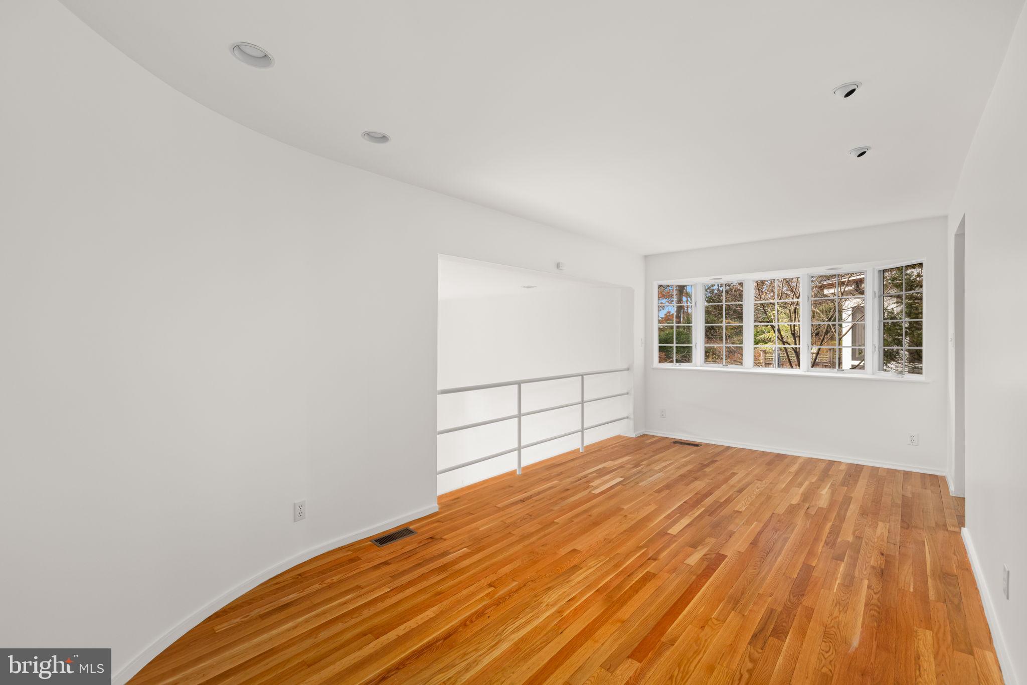 4920 BUTTERWORTH PLACE NW