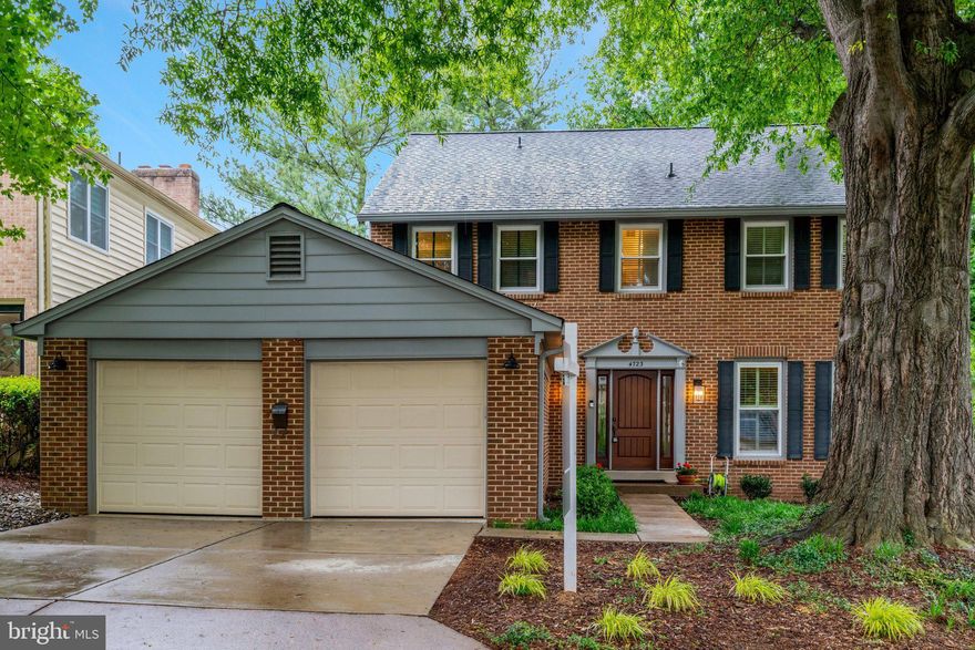 Classic North Arlington living in sought-after Black Oak Cluster.   The word is that no one has moved from this wonderful culde sac in 25 years!  Nestles 
on a quiet, tree-lined street just moments from Washington Golf & Country Club, this beautifully appointed 5-bedroom, 4.5-bath Colonial home offers timeless appeal, generous living spaces, and an exceptional location. Featuring over 4,238 square feet, the home blends elegant formal rooms with comfortable everyday living, including a spacious family room, fireplace, hardwood floors, and a well-designed floor plan ideal for entertaining.

The kitchen opens to inviting gathering spaces and the private backyard with a deck 
provides a wonderful setting for outdoor dining, play, or relaxing. Upstairs, the spacious bedrooms include a serene primary suite, while the lower level offers flexible space for recreation, guests, office, or gym.

Ideally located near parks, trails, neighborhood shops and dining, with easy access to DC, Ballston, and major commuter routes. Jamestown ES / Williamsburg MS / Yorktown HS. A rare opportunity in one of North Arlington’s most desirable neighborhoods.