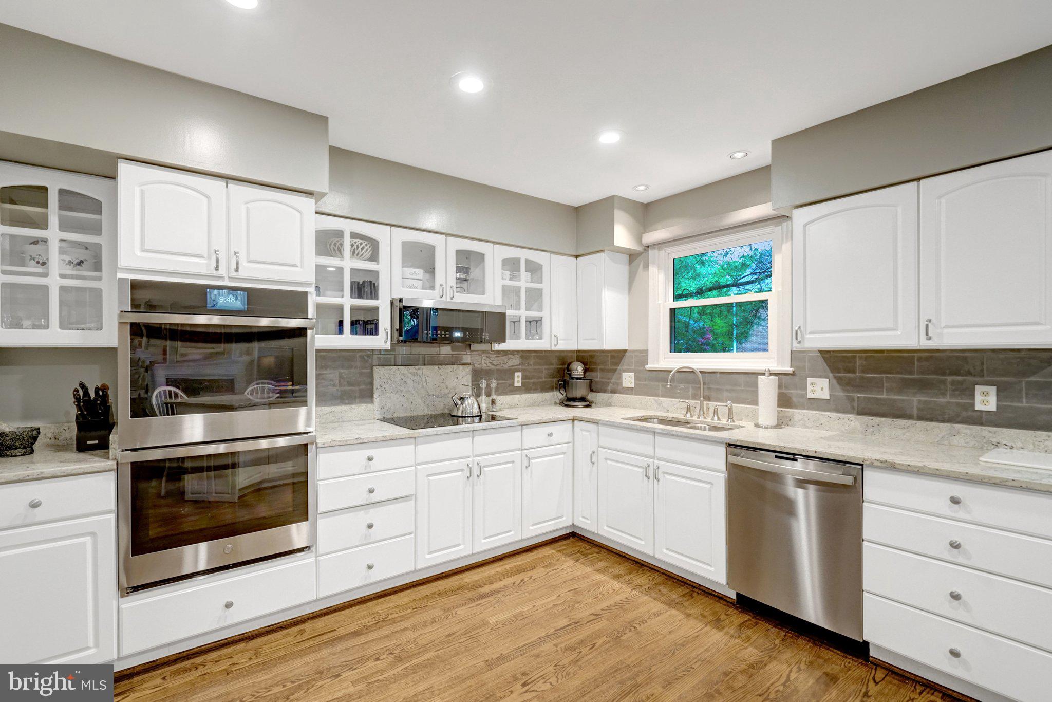BLACK OAK CLUSTER - Residential