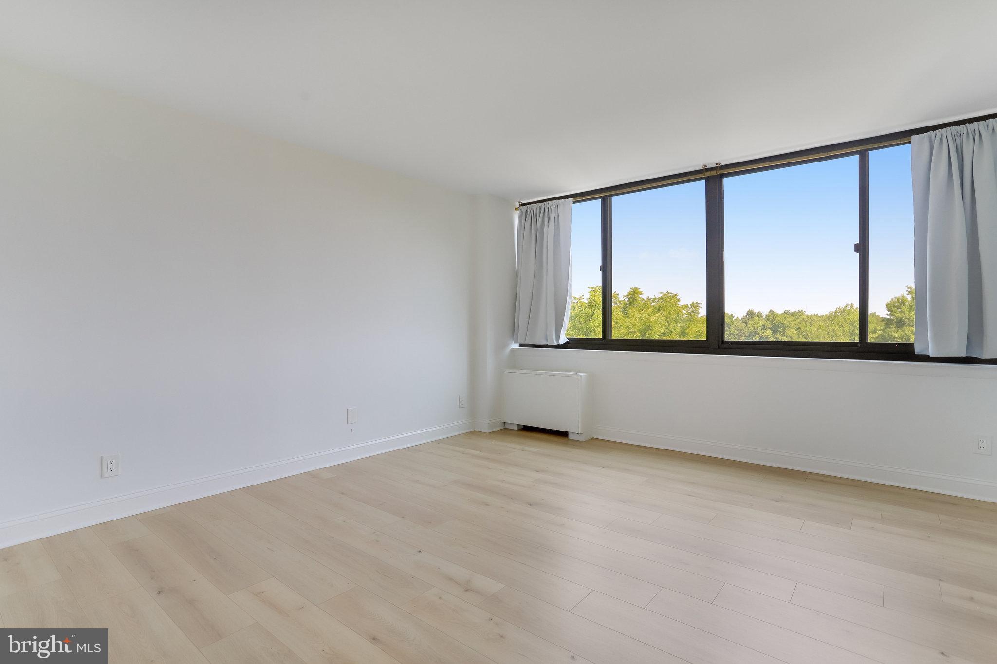 MADISON CONDOMINIUM - Residential