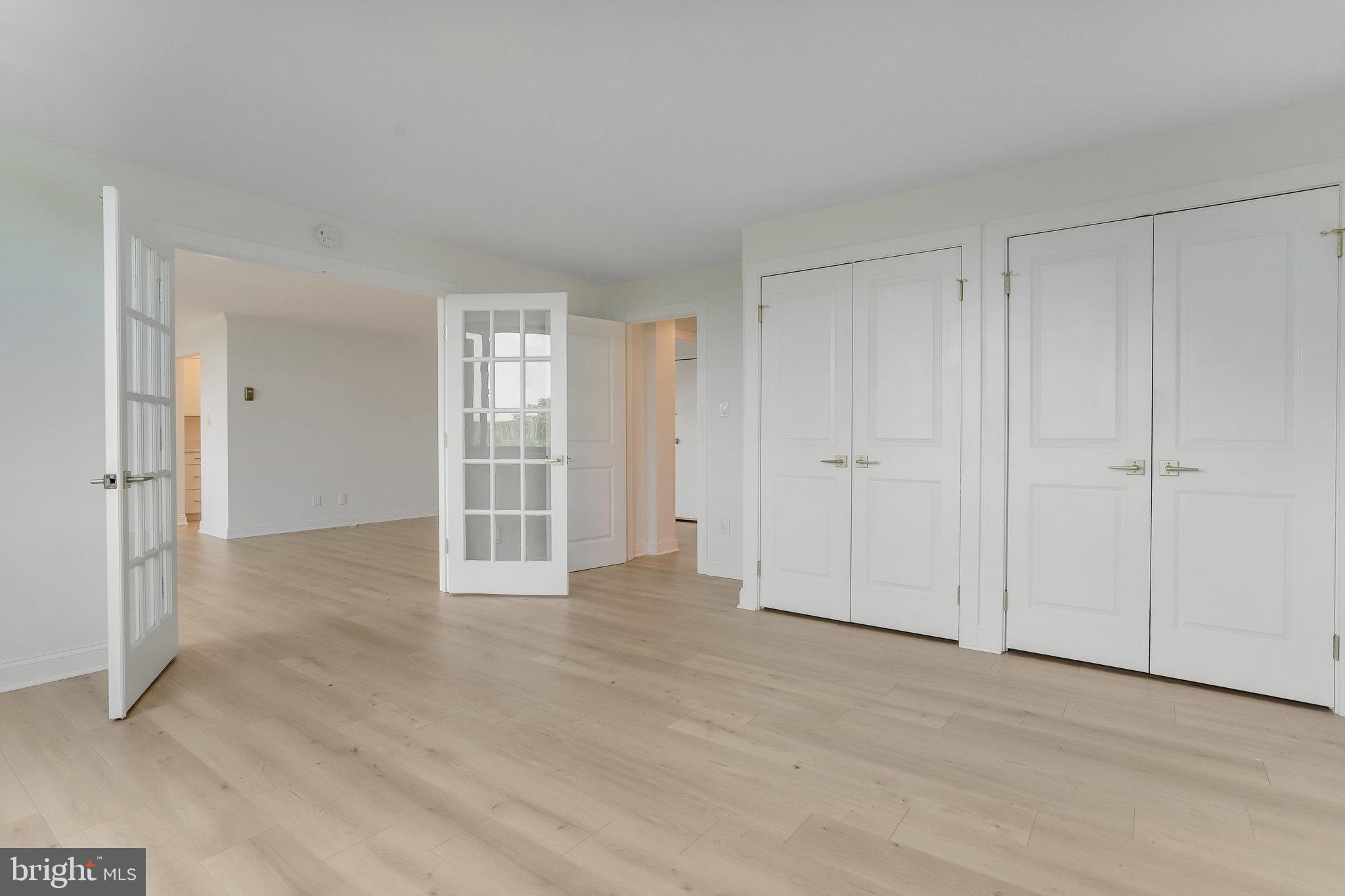 MADISON CONDOMINIUM - Residential