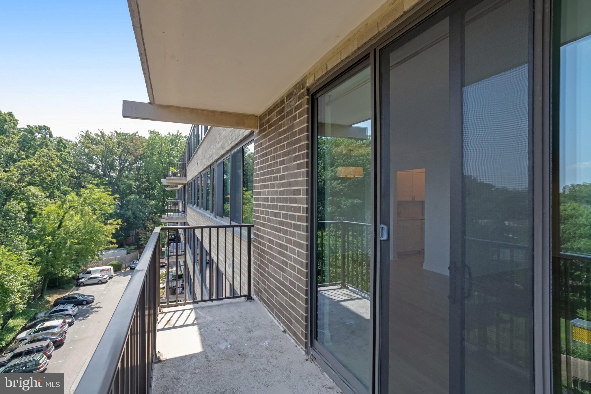 MADISON CONDOMINIUM - Residential