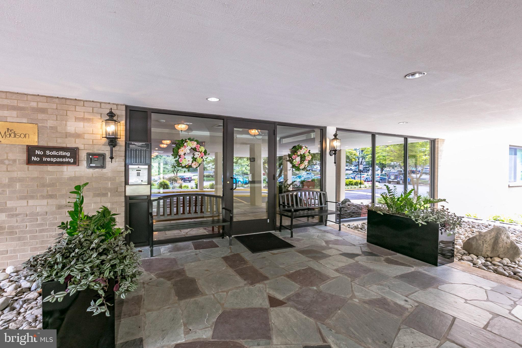 MADISON CONDOMINIUM - Residential