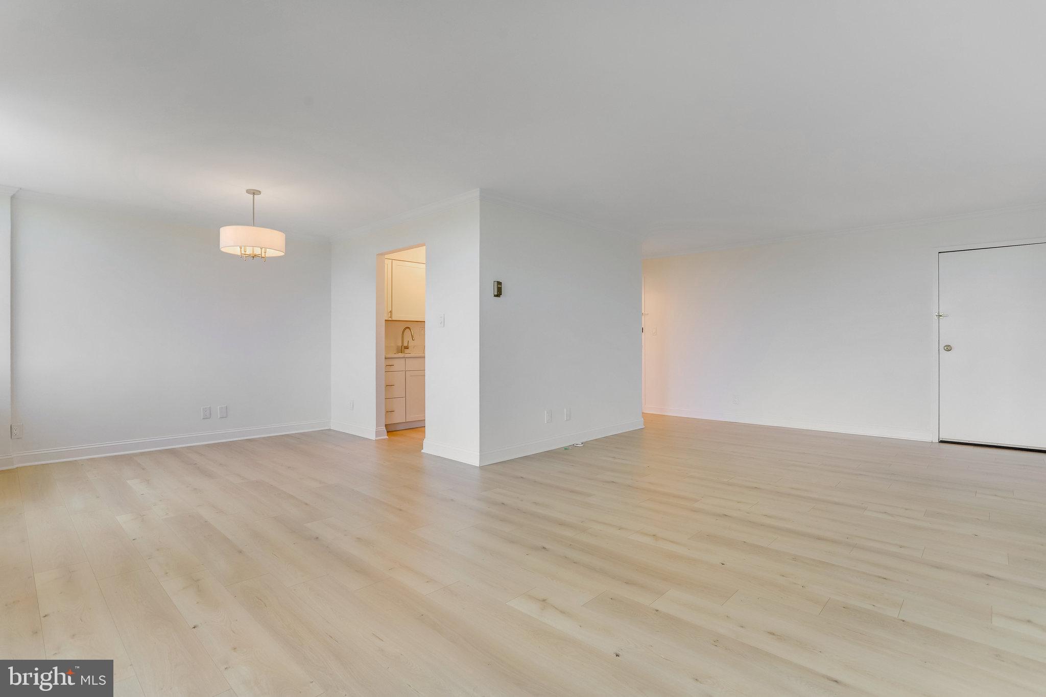 MADISON CONDOMINIUM - Residential