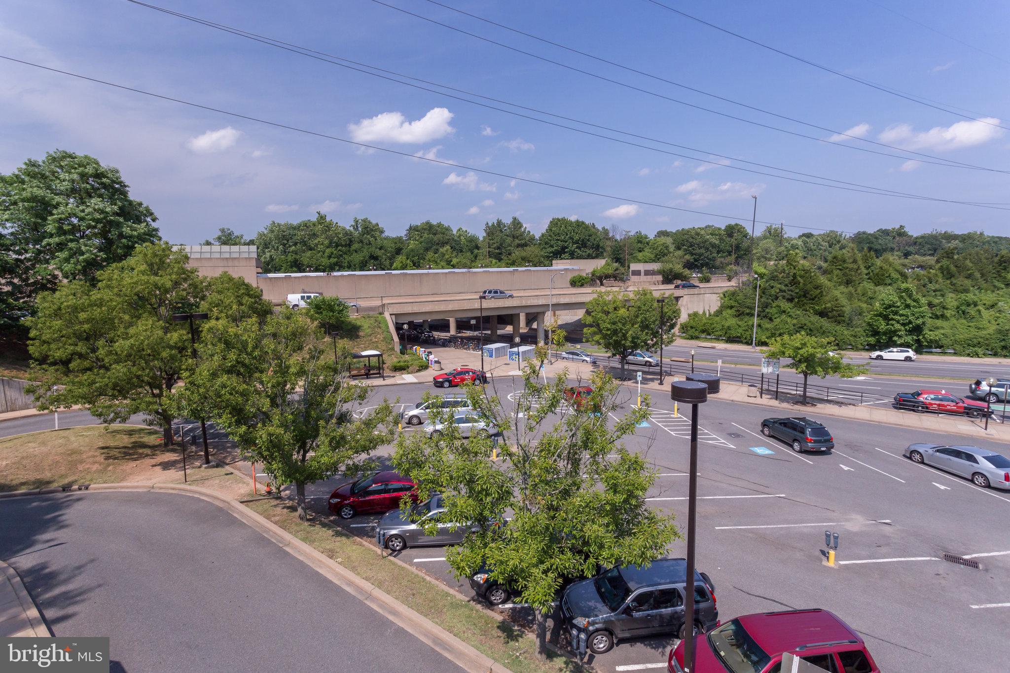 MADISON CONDOMINIUM - Residential