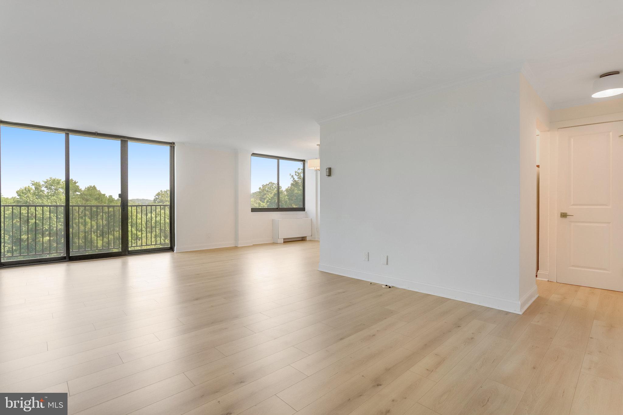 MADISON CONDOMINIUM - Residential