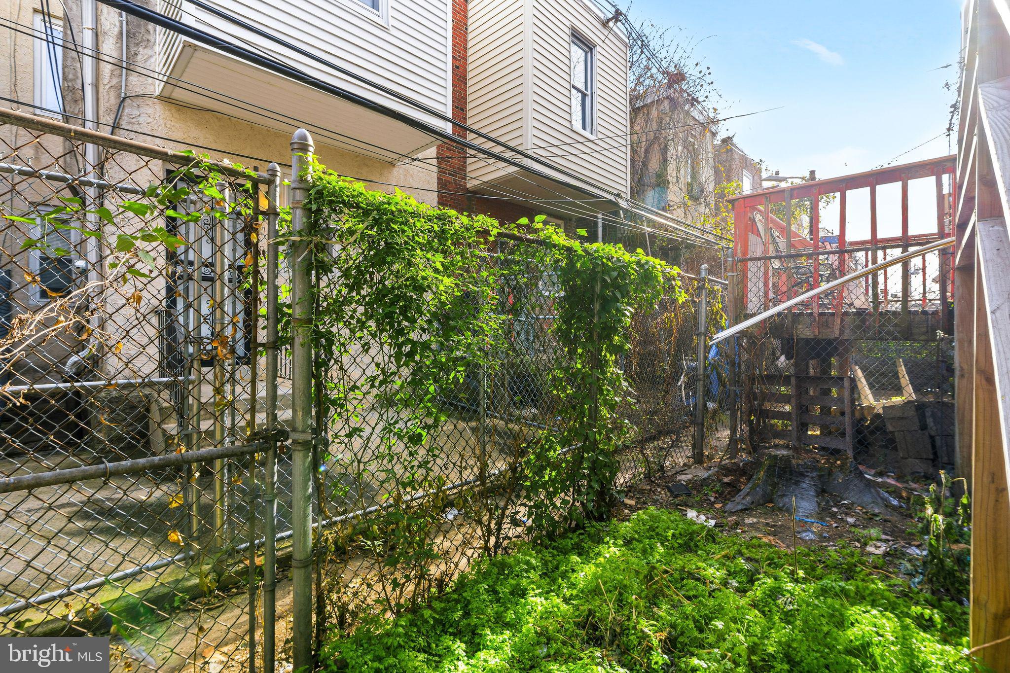 WEST PHILADELPHIA - Residential