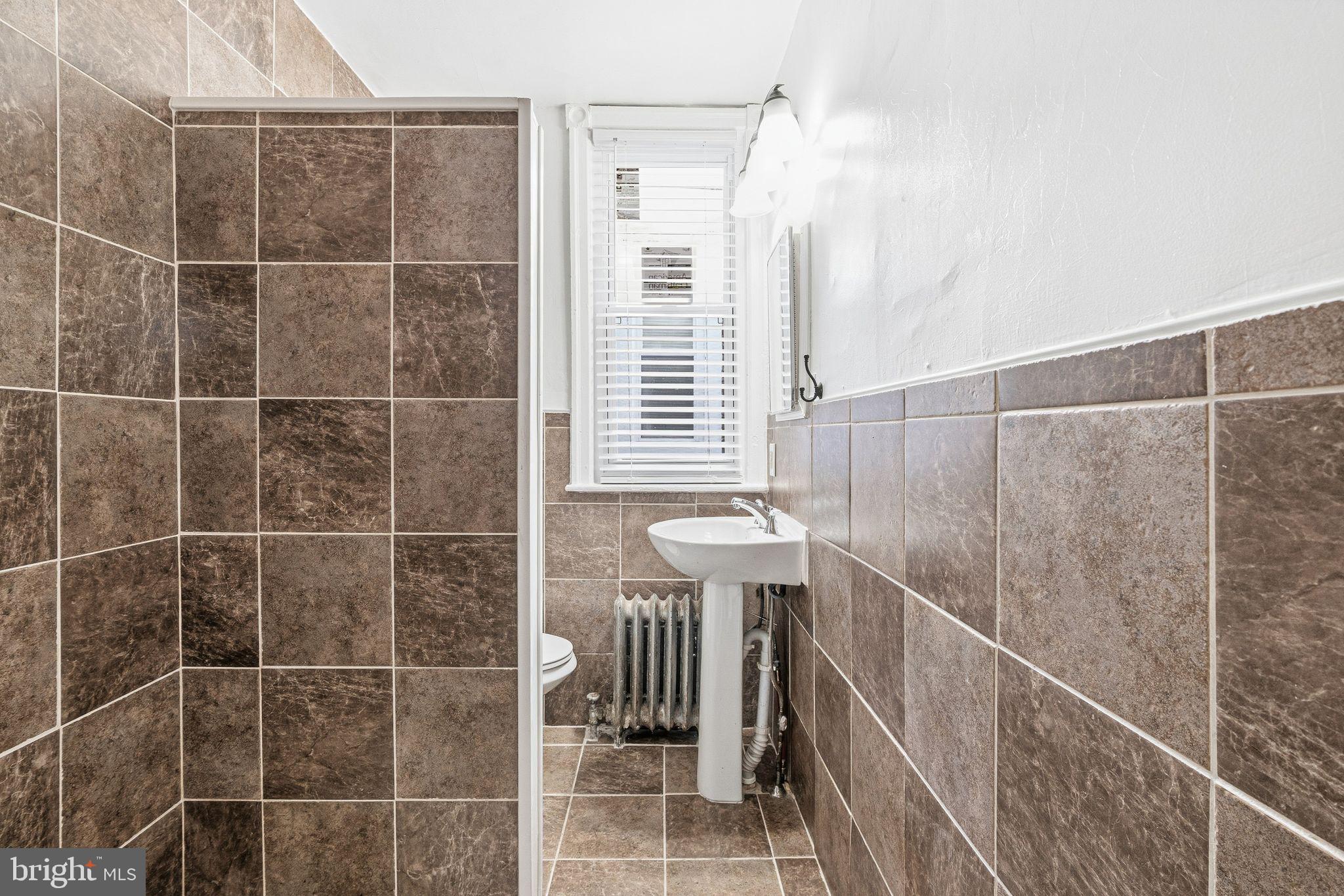 WEST PHILADELPHIA - Residential