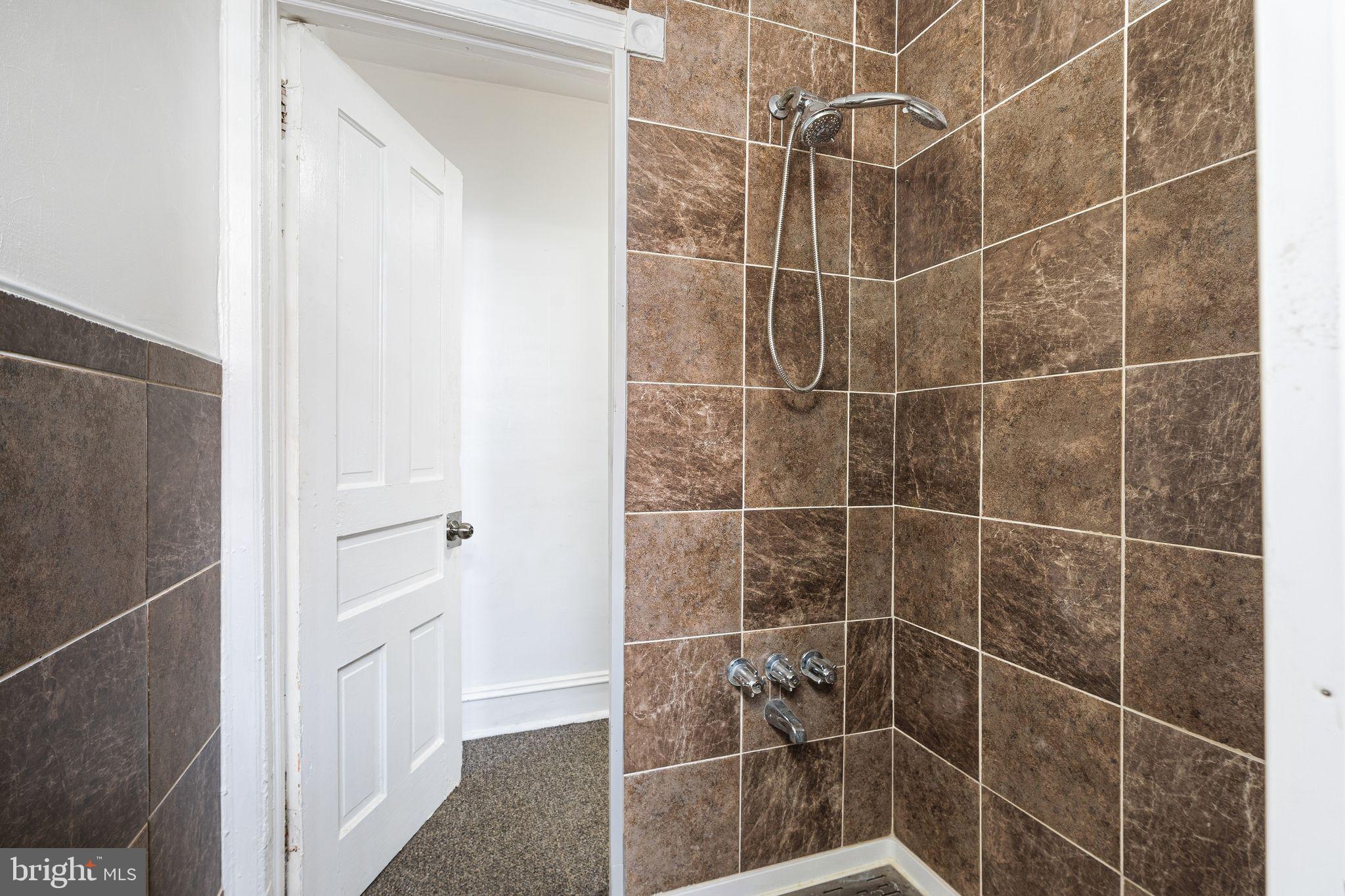 WEST PHILADELPHIA - Residential